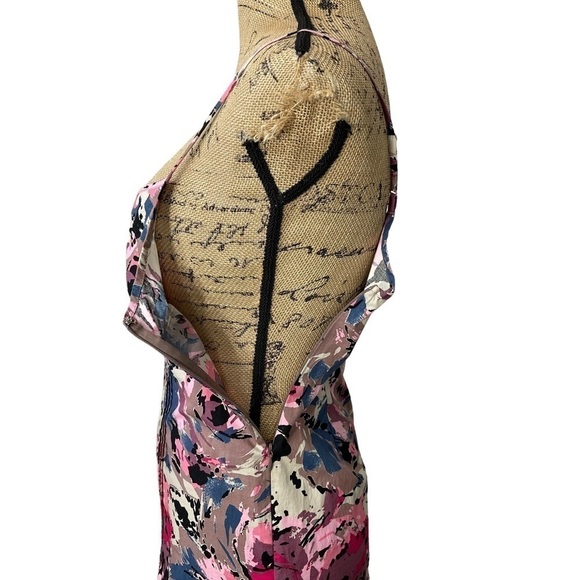 URBAN Outfitters Pink Retro Floral Print Fitted Dress with Ruffled Bottom - Picture 9 of 11